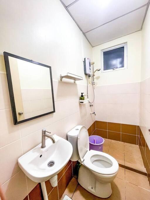 Cybercity Ph1 Near Kkia By Family Homestay Donggongon Exterior photo